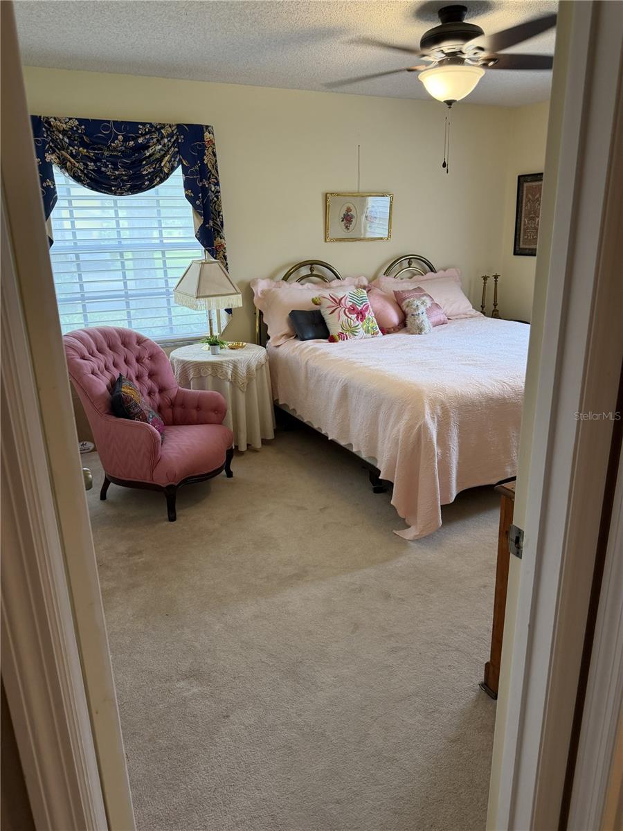 CRESTWOOD - Residential