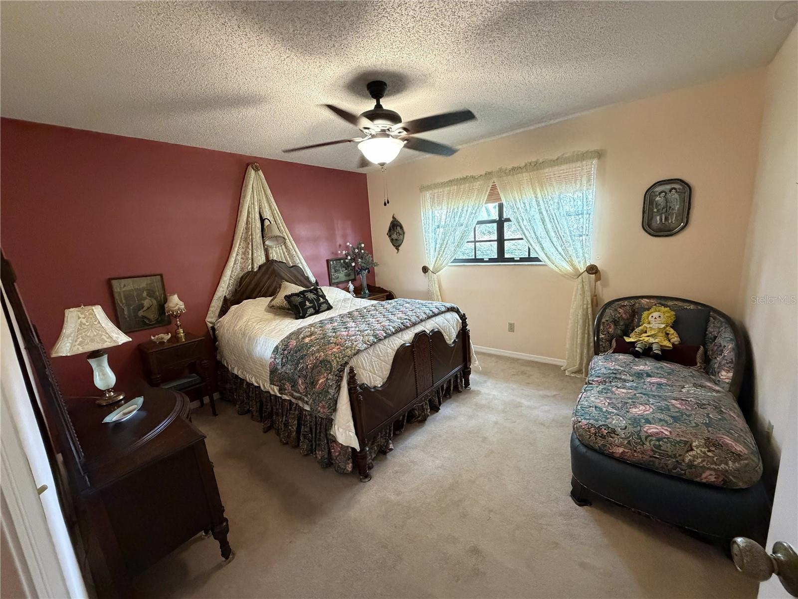 CRESTWOOD - Residential