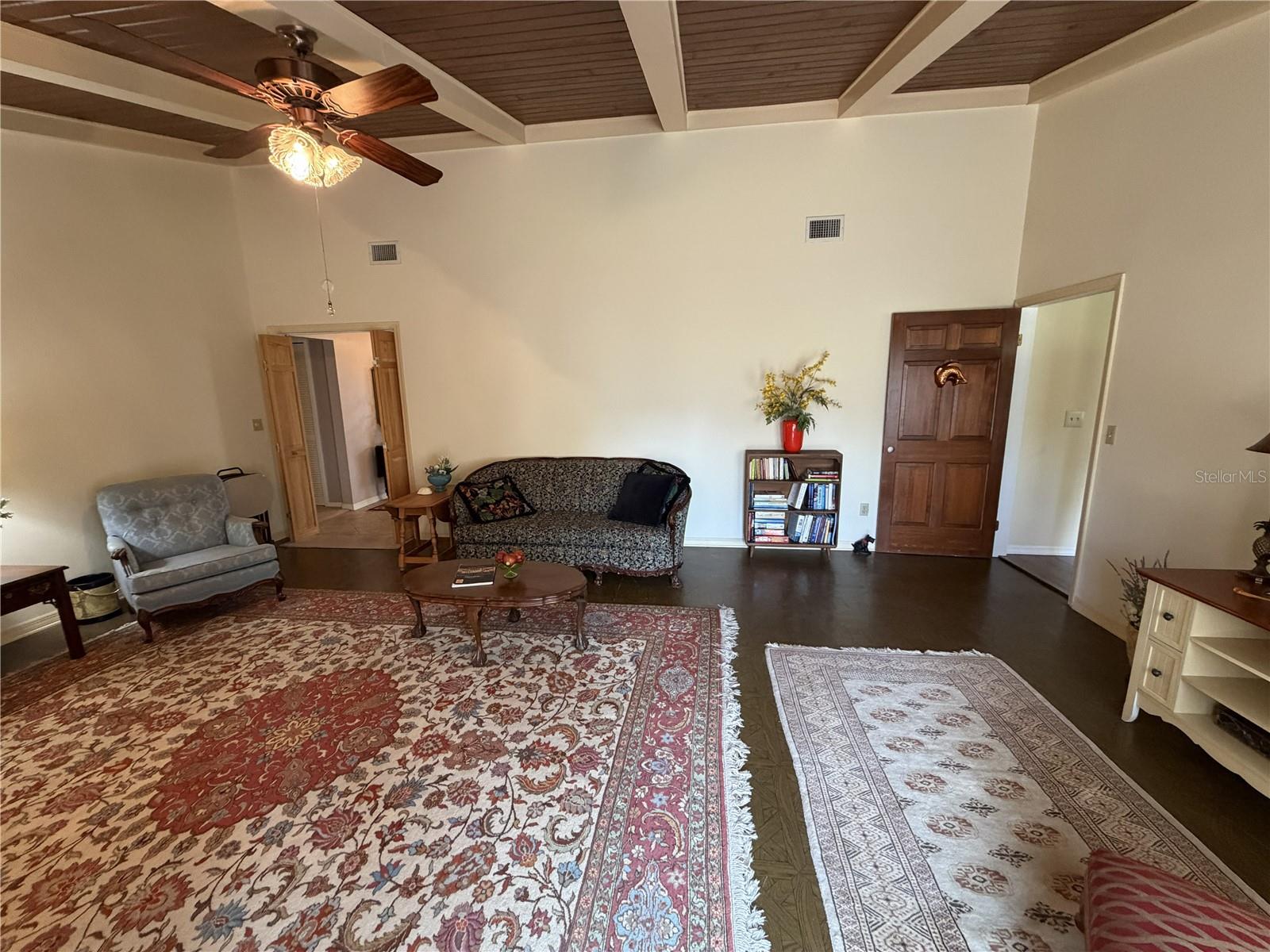 CRESTWOOD - Residential