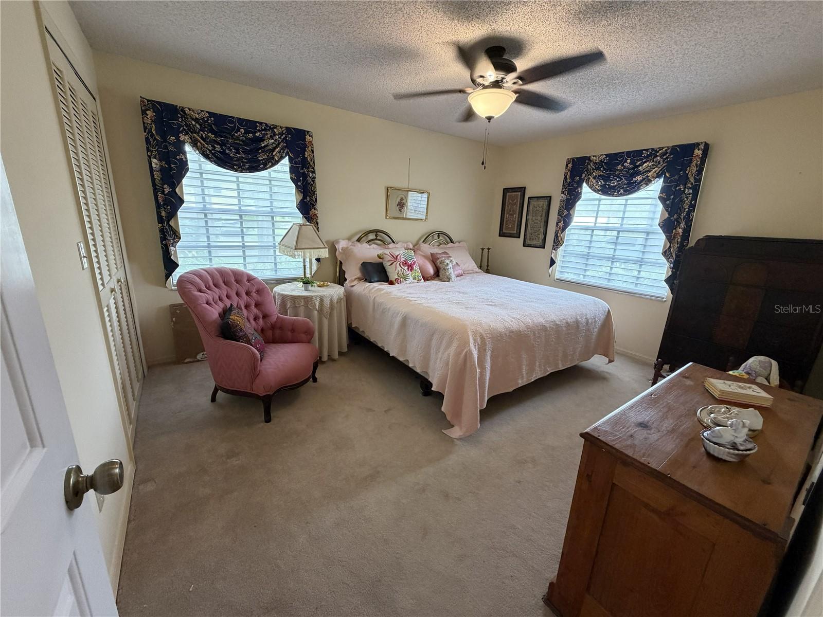 CRESTWOOD - Residential