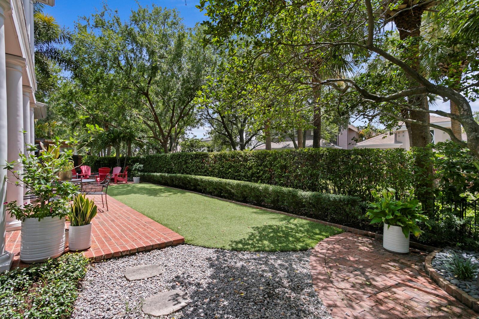 THE HOMES AT HARBOUR BAY - Residential