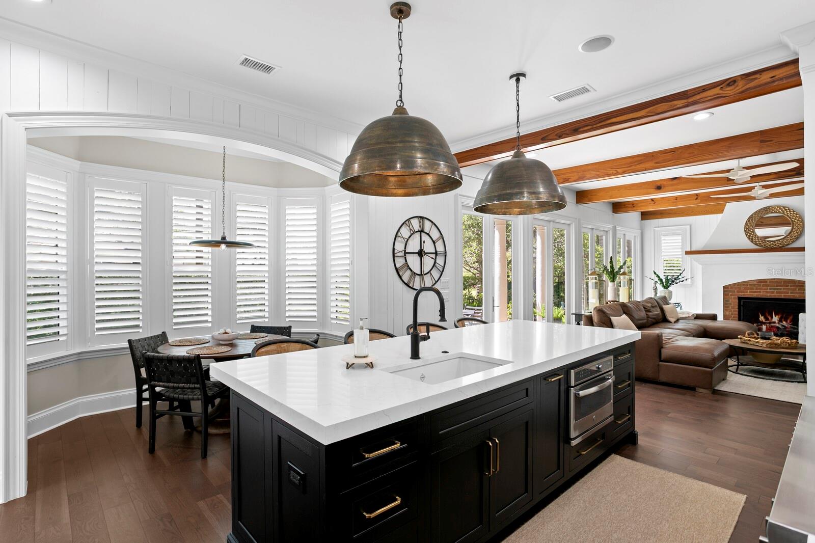 THE HOMES AT HARBOUR BAY - Residential