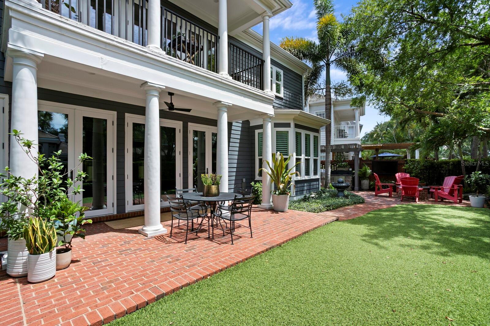 THE HOMES AT HARBOUR BAY - Residential