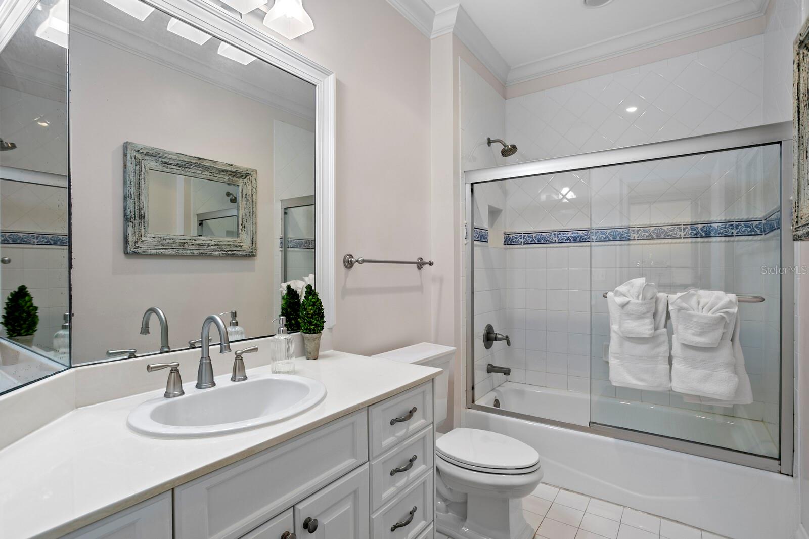 THE HOMES AT HARBOUR BAY - Residential
