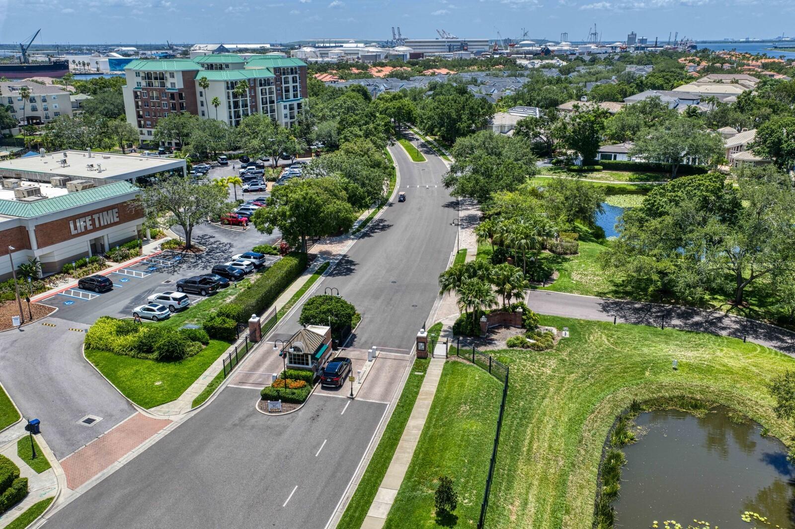 THE HOMES AT HARBOUR BAY - Residential