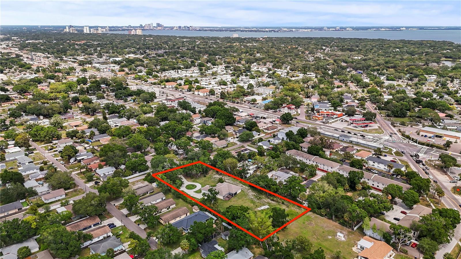 Rare 1.64 Acre Site in South Tampa! Future Land Use is R-35. PD approved in 2021 for 20-unit villa style townhome project with 2 units per building. Future land use may allow up to 45 multi-family units.  Existing rental home on the property is currently an airbnb. Drive by only.  Do not walk around on the property and do not disturb the tenant. This 1.64-acre property is a rare find in South Tampa and is convenient to schools, retail, restaurants, Bayshore, medical, etc.