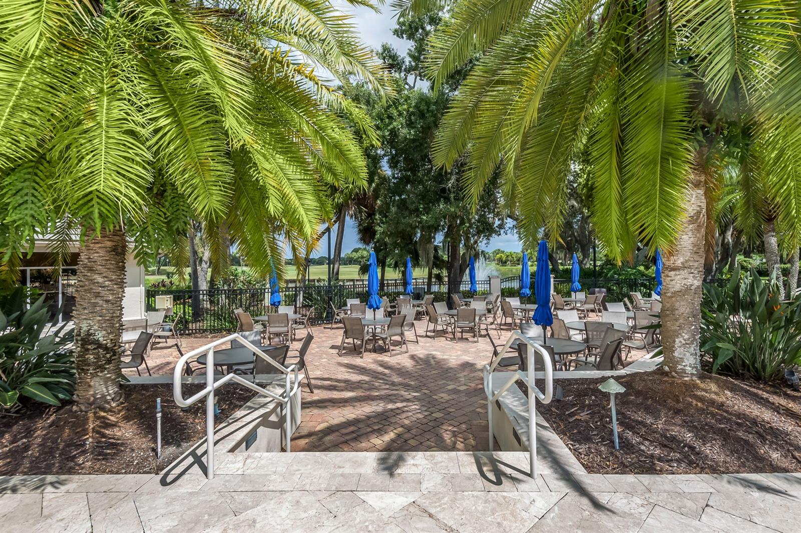 VENICE GOLF & COUNTRY CLUB - Residential