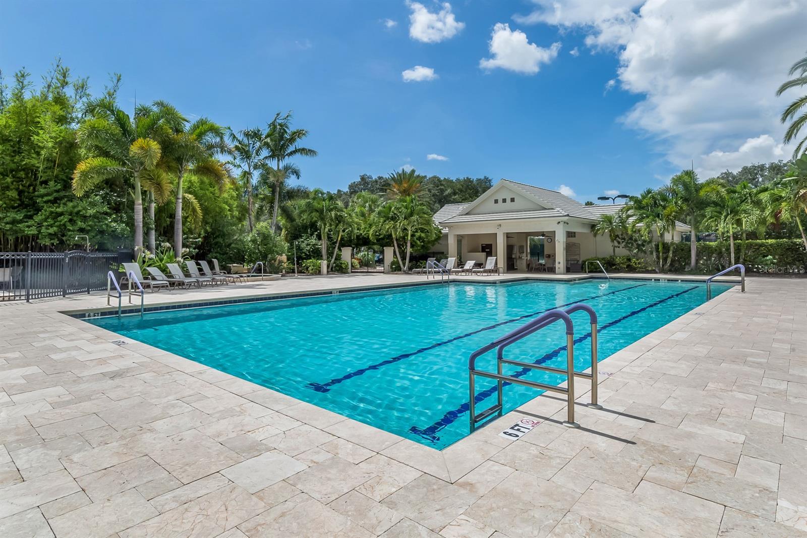 VENICE GOLF & COUNTRY CLUB - Residential