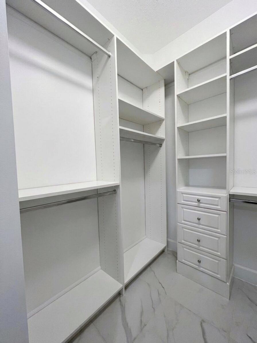 ISLAND PLACE A CONDO - Residential Lease