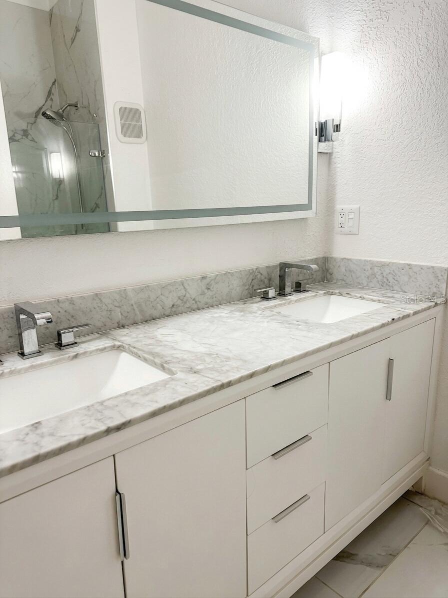 ISLAND PLACE A CONDO - Residential Lease