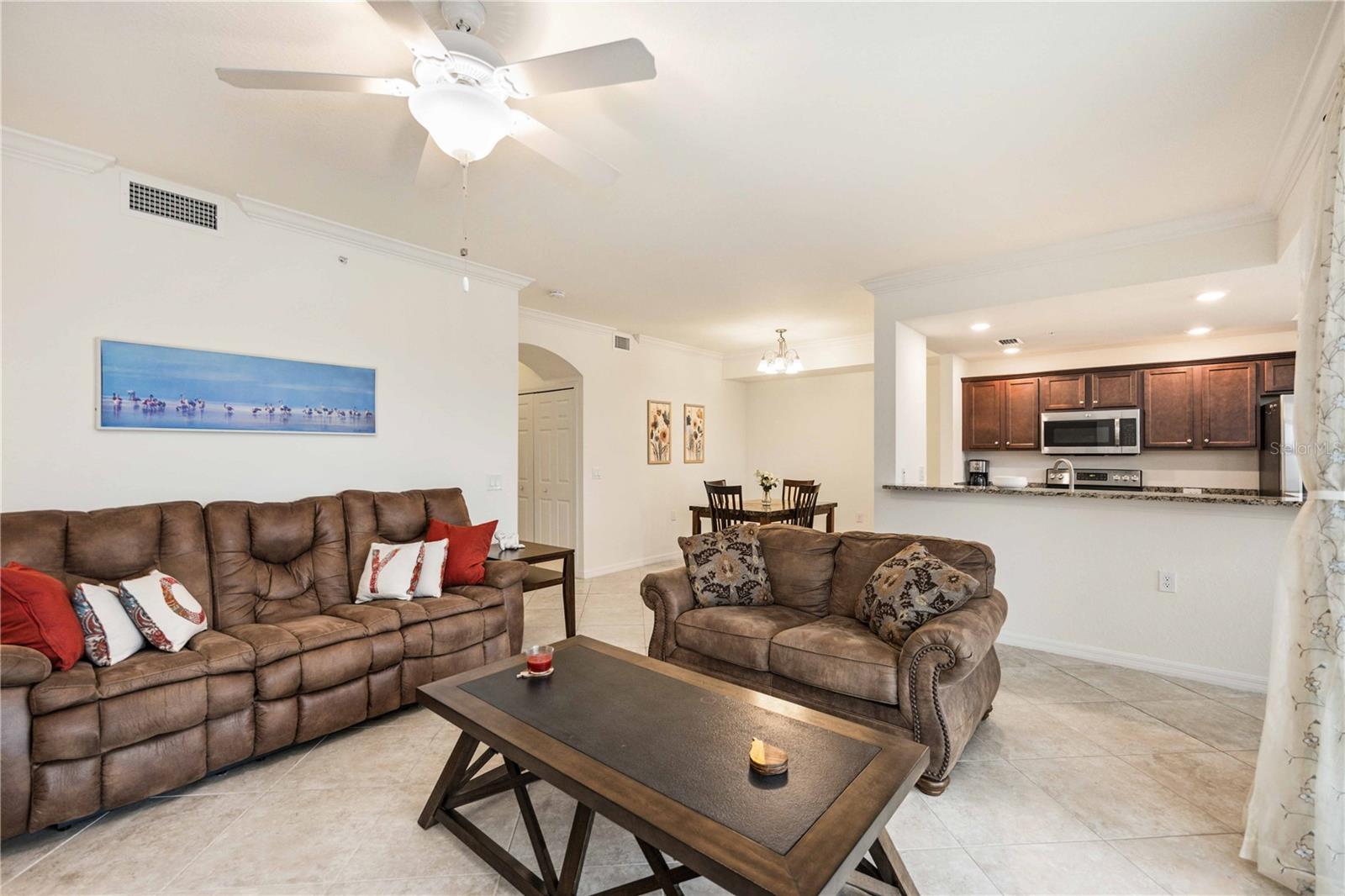 LAKEWOOD NATIONAL - Residential