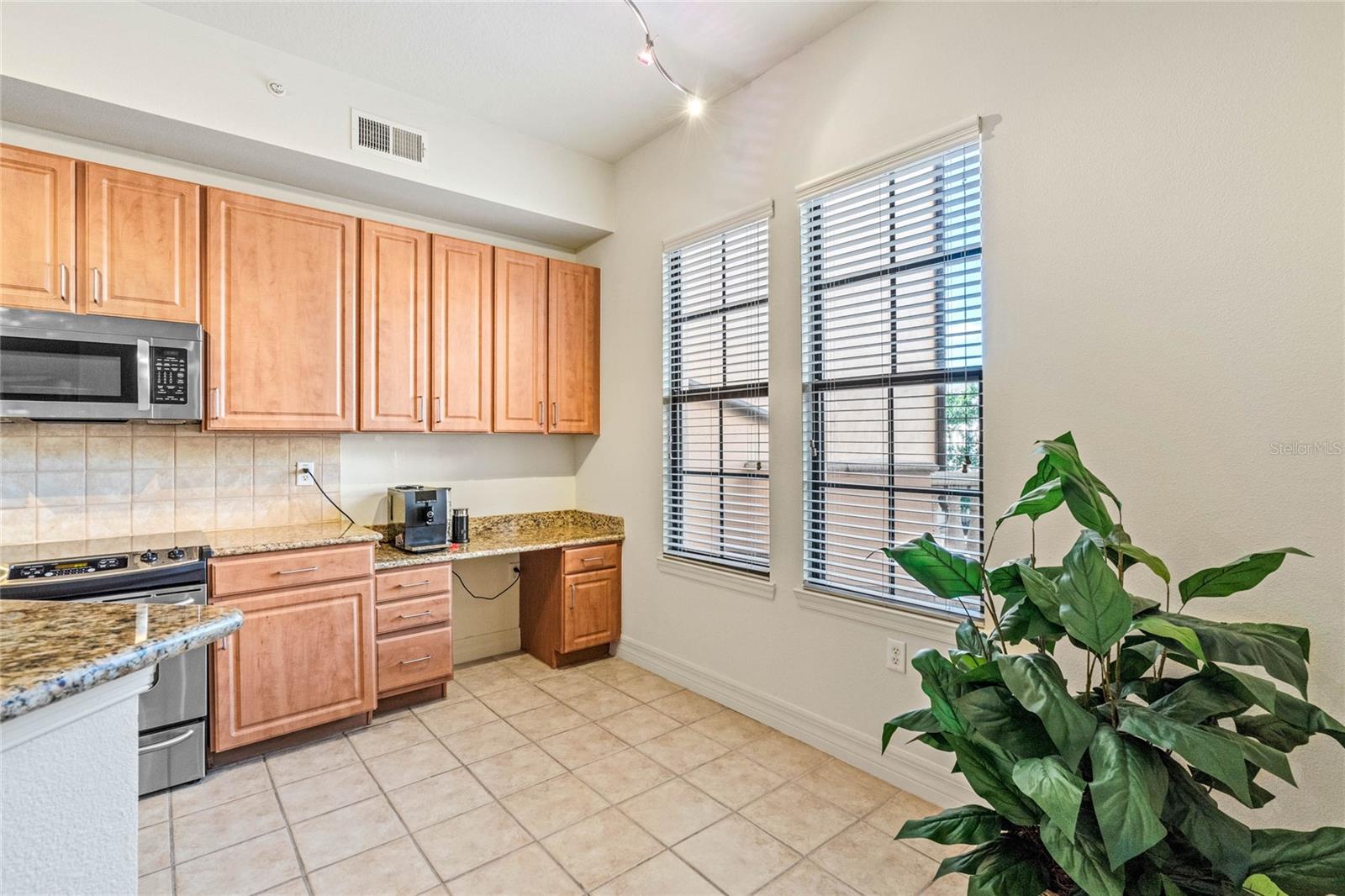 MIRASOL CELEBRATION - Residential