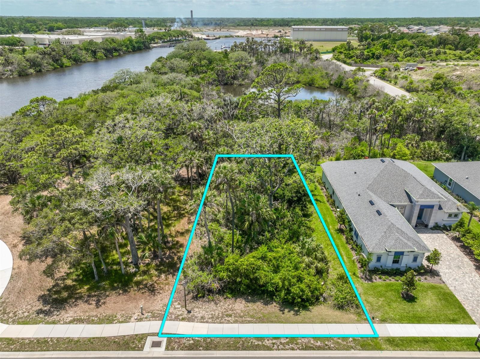 PALM COAST PLANTATION - Land