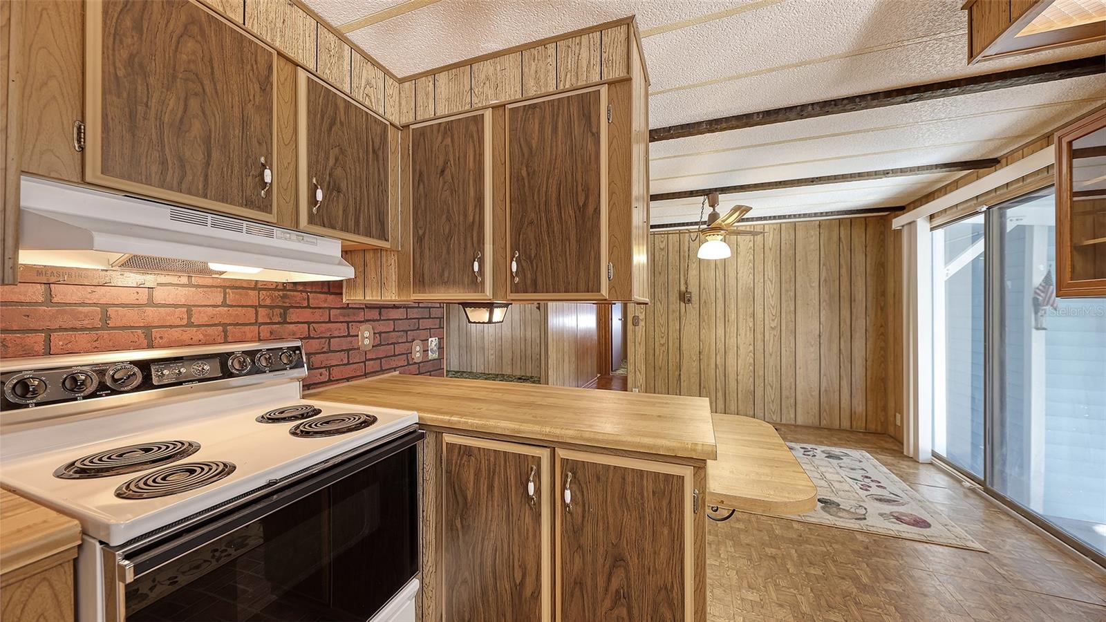 CASA LOMA MOBILEHOME - Residential