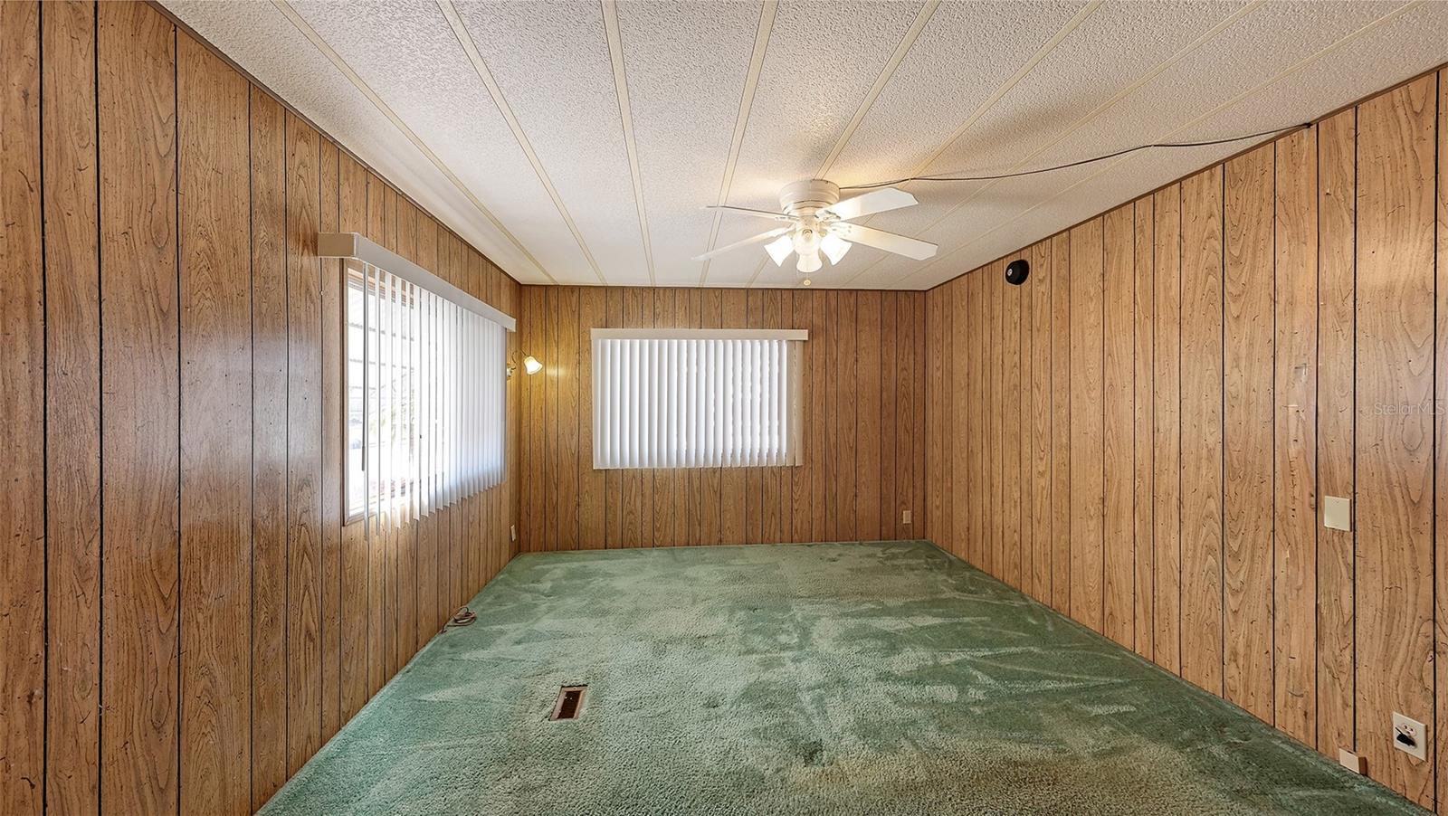 CASA LOMA MOBILEHOME - Residential