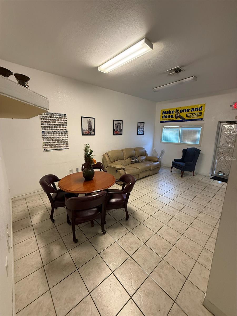 GRIFFIN PARK - Commercial Sale