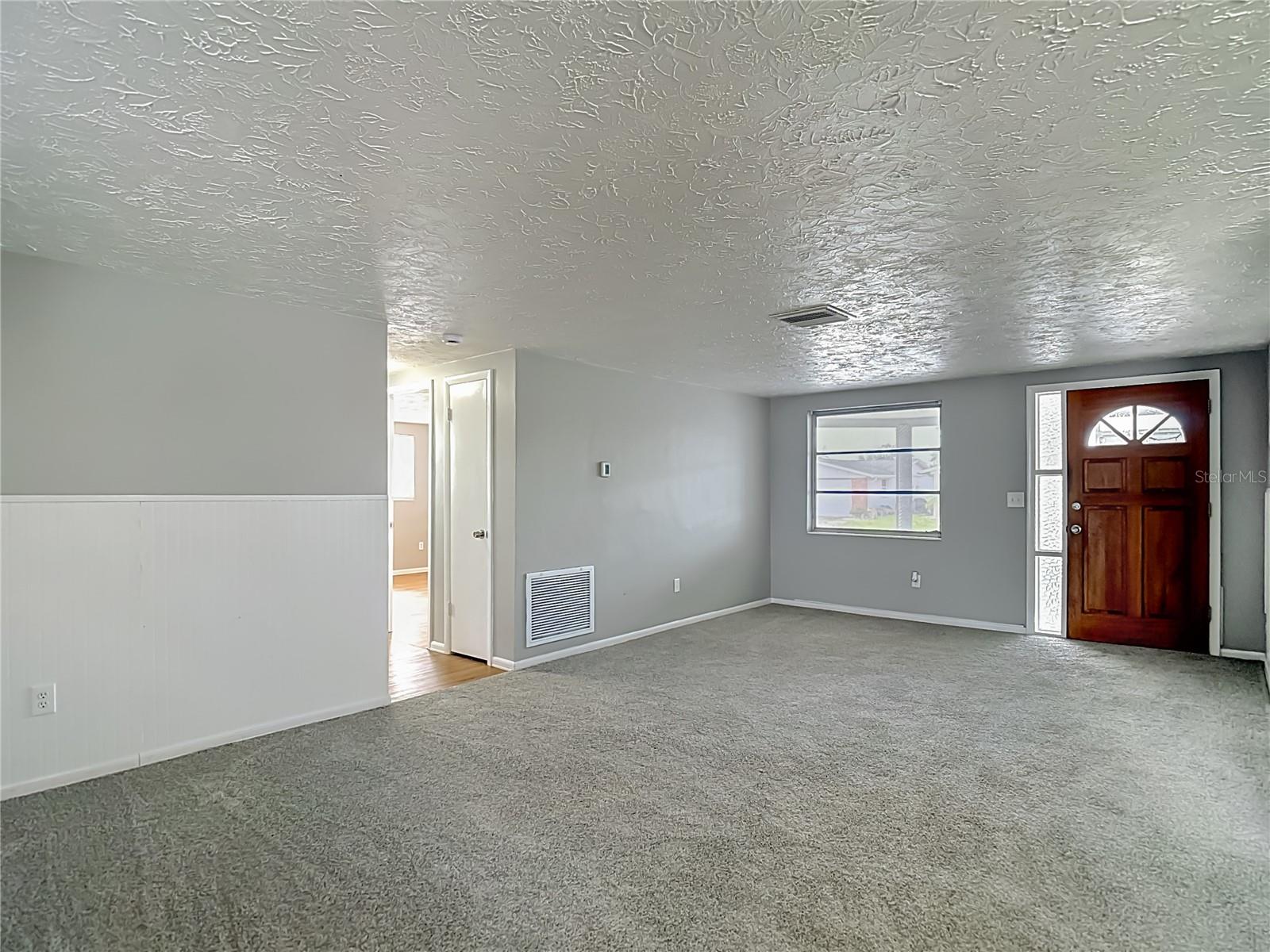 ALOHA GARDENS - Residential