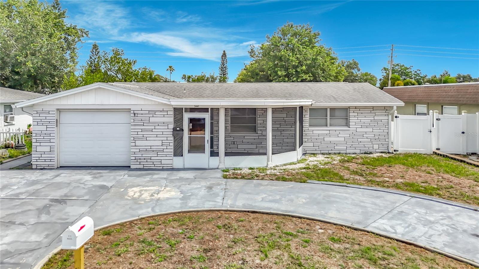 Move-in ready opportunity in Holiday! This beautifully maintained home features 2 bedrooms, 2 bathrooms, central HVAC, and vinyl flooring throughout. Enjoy a fenced backyard, patio area, and a one car garage. Conveniently located near everyday shopping, dining, and entertainment with easy access to major roadways and the Gulf Coast. Easy to show!