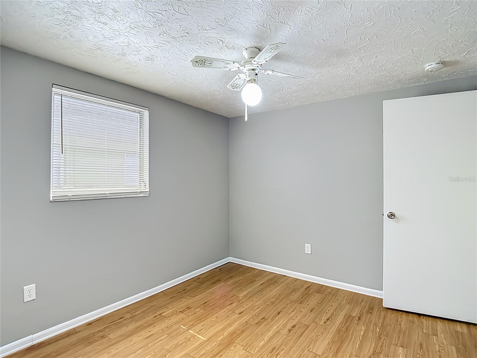 ALOHA GARDENS - Residential
