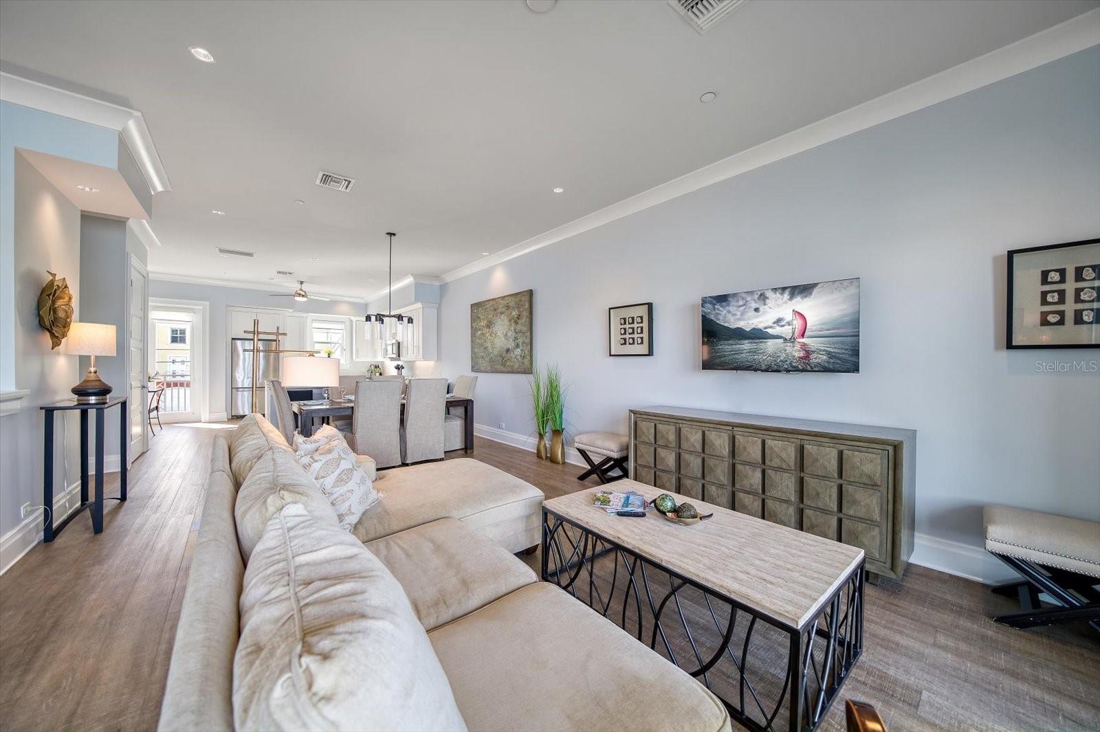 BRIGHTWATER BLUE TWNHMS - Residential