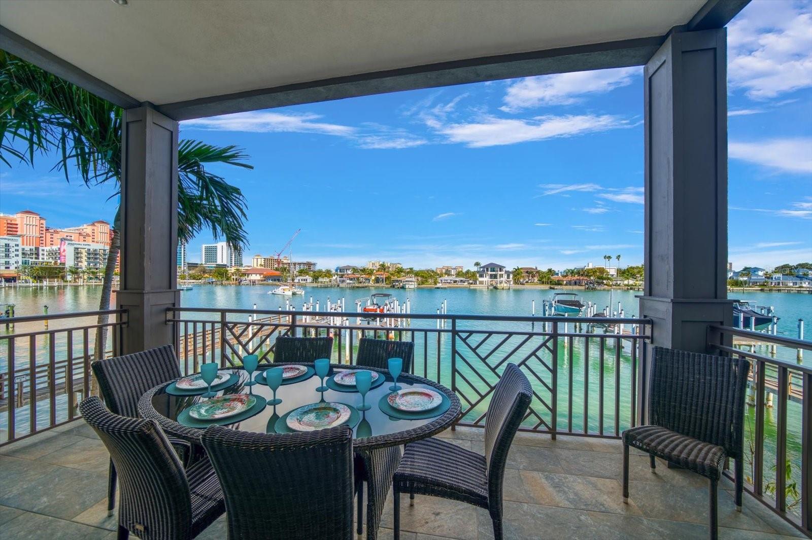 BRIGHTWATER BLUE TWNHMS - Residential