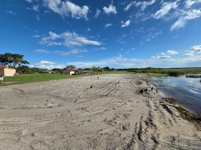 INDIAN LAKE ESTATES - Land