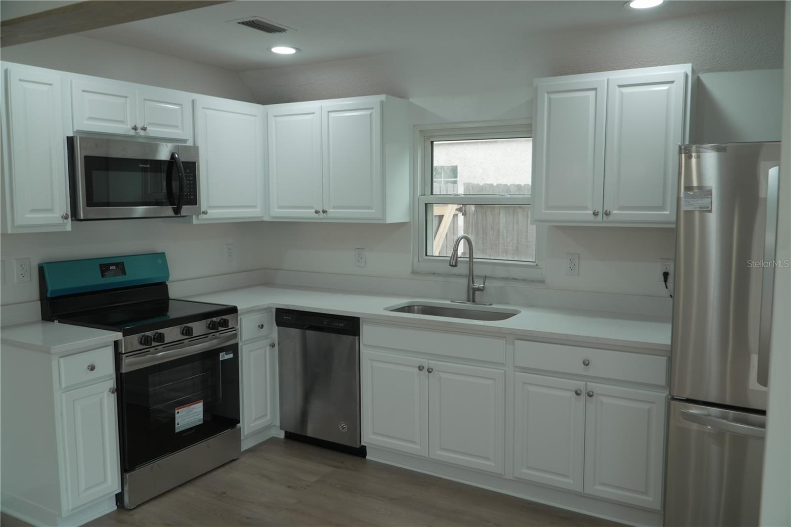 WINTER GARDENS 4TH & 5TH UNITS - Residential