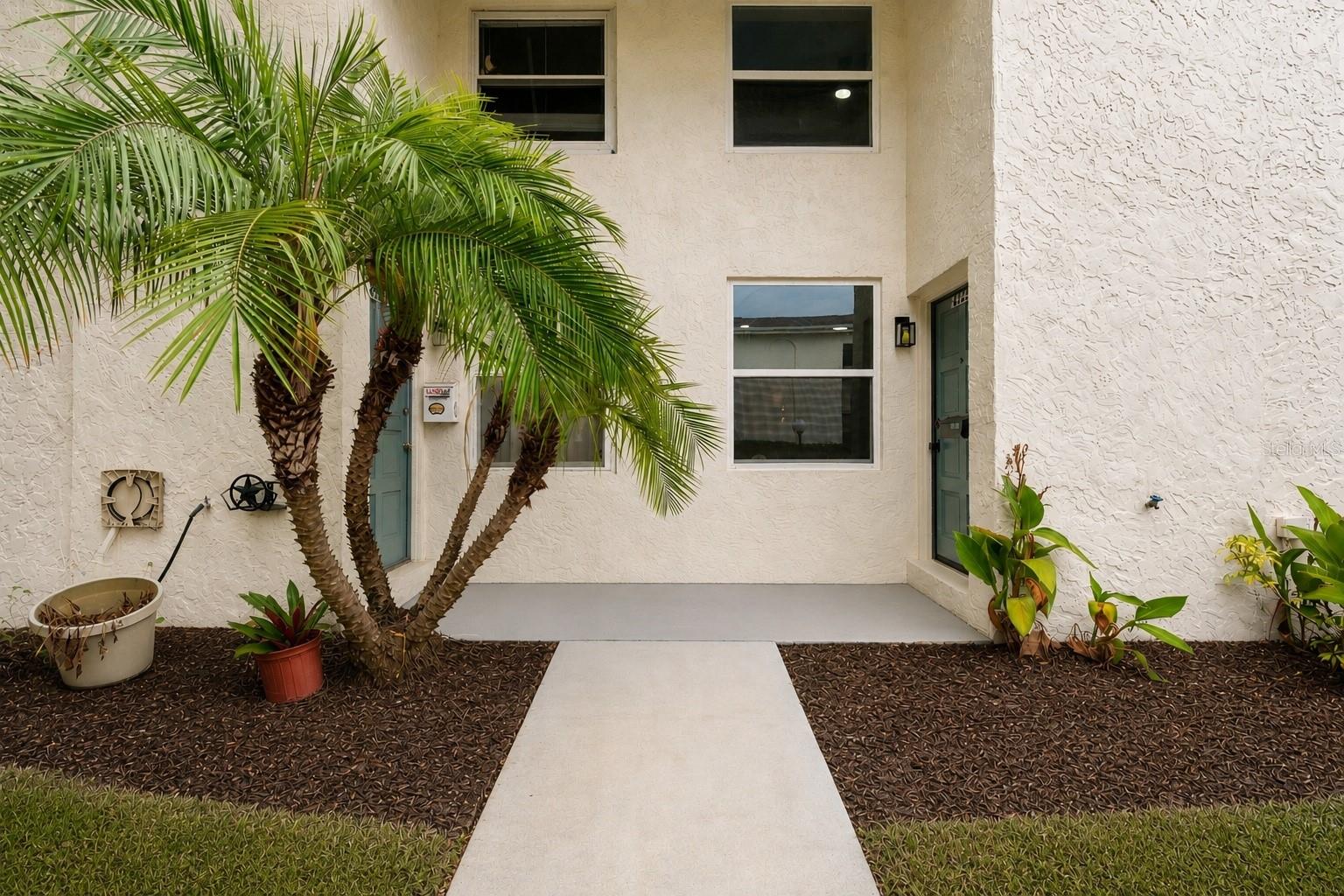 TAMPA VILLAS SOUTH UNIT 2 - Residential