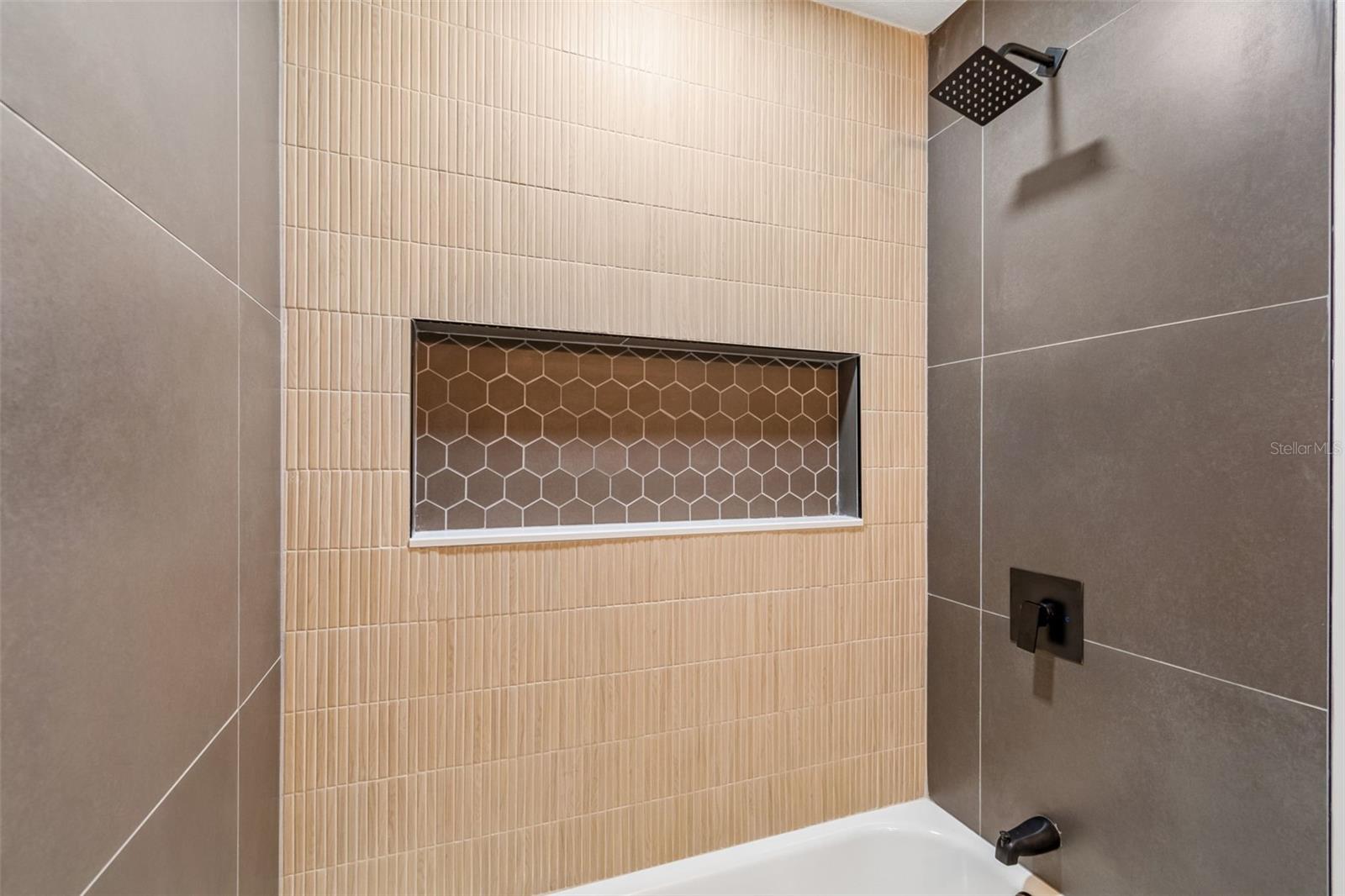 TAMPA VILLAS SOUTH UNIT 2 - Residential