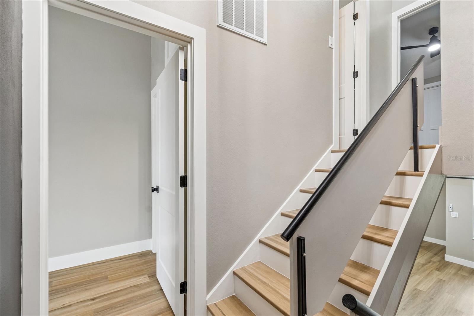 TAMPA VILLAS SOUTH UNIT 2 - Residential