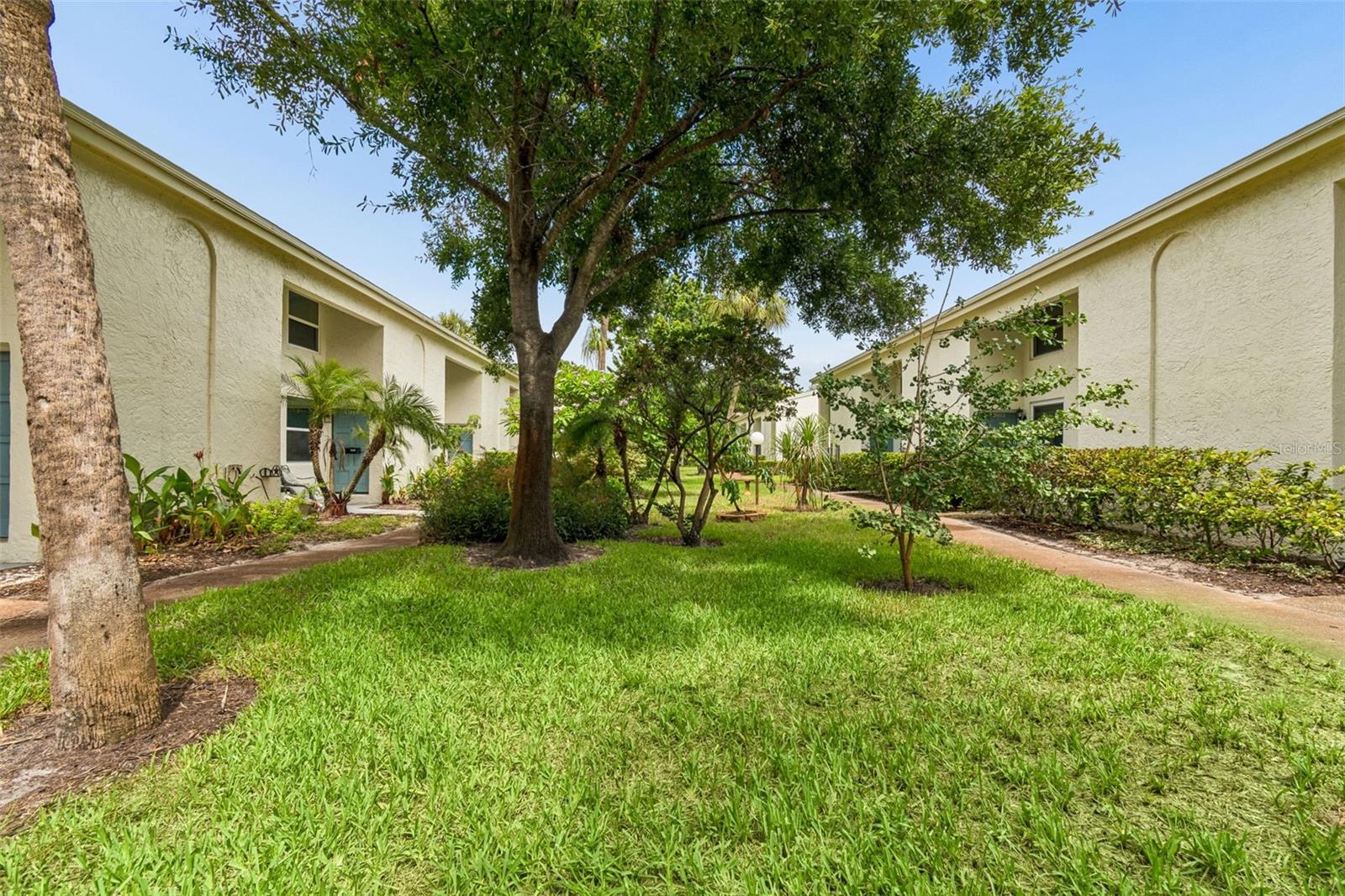 TAMPA VILLAS SOUTH UNIT 2 - Residential