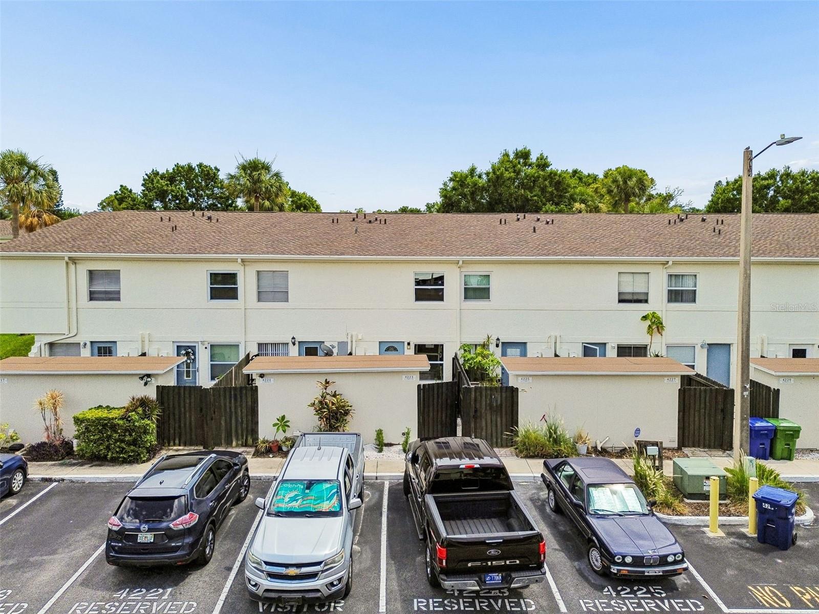 TAMPA VILLAS SOUTH UNIT 2 - Residential