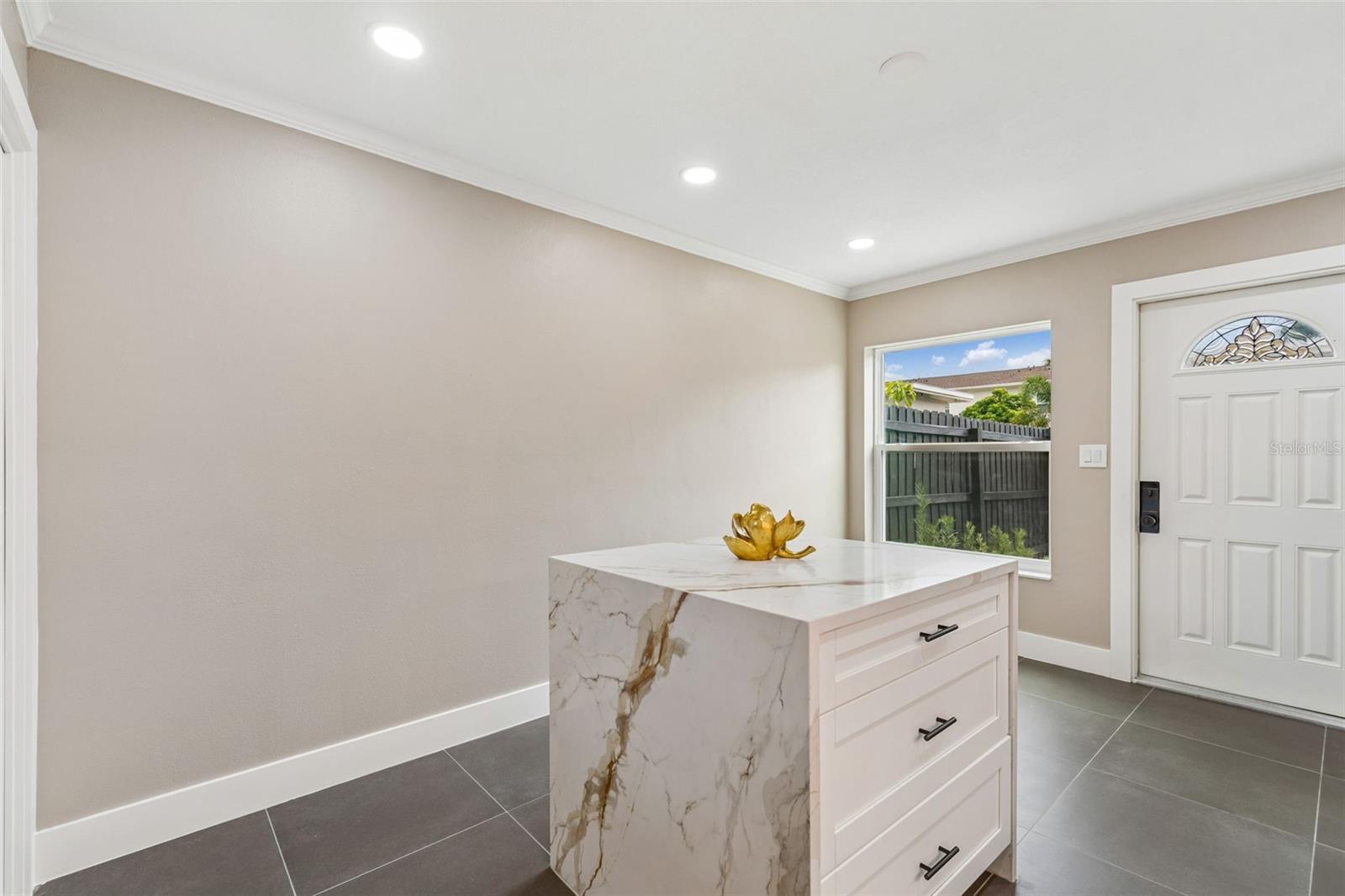 TAMPA VILLAS SOUTH UNIT 2 - Residential