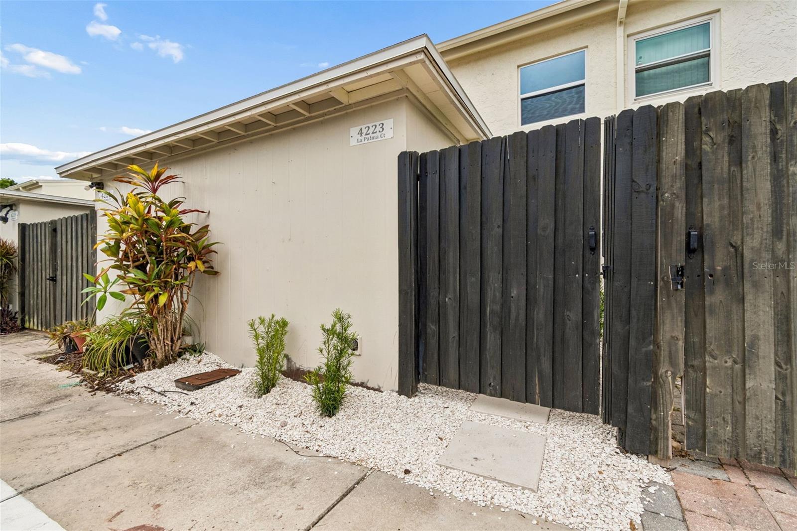 TAMPA VILLAS SOUTH UNIT 2 - Residential