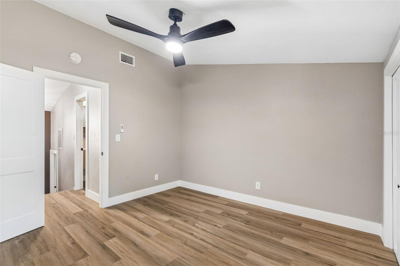 TAMPA VILLAS SOUTH UNIT 2 - Residential