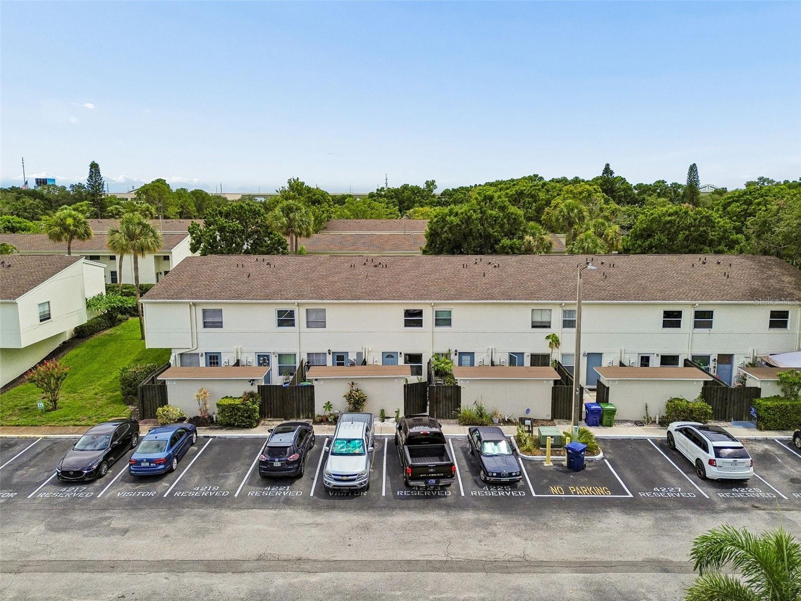 TAMPA VILLAS SOUTH UNIT 2 - Residential