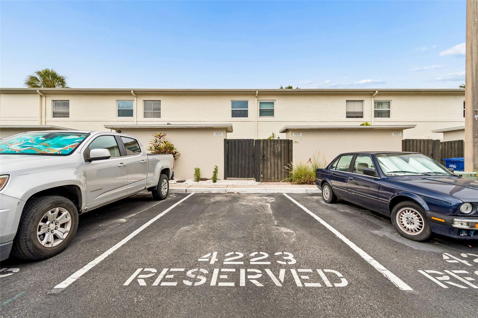 TAMPA VILLAS SOUTH UNIT 2 - Residential