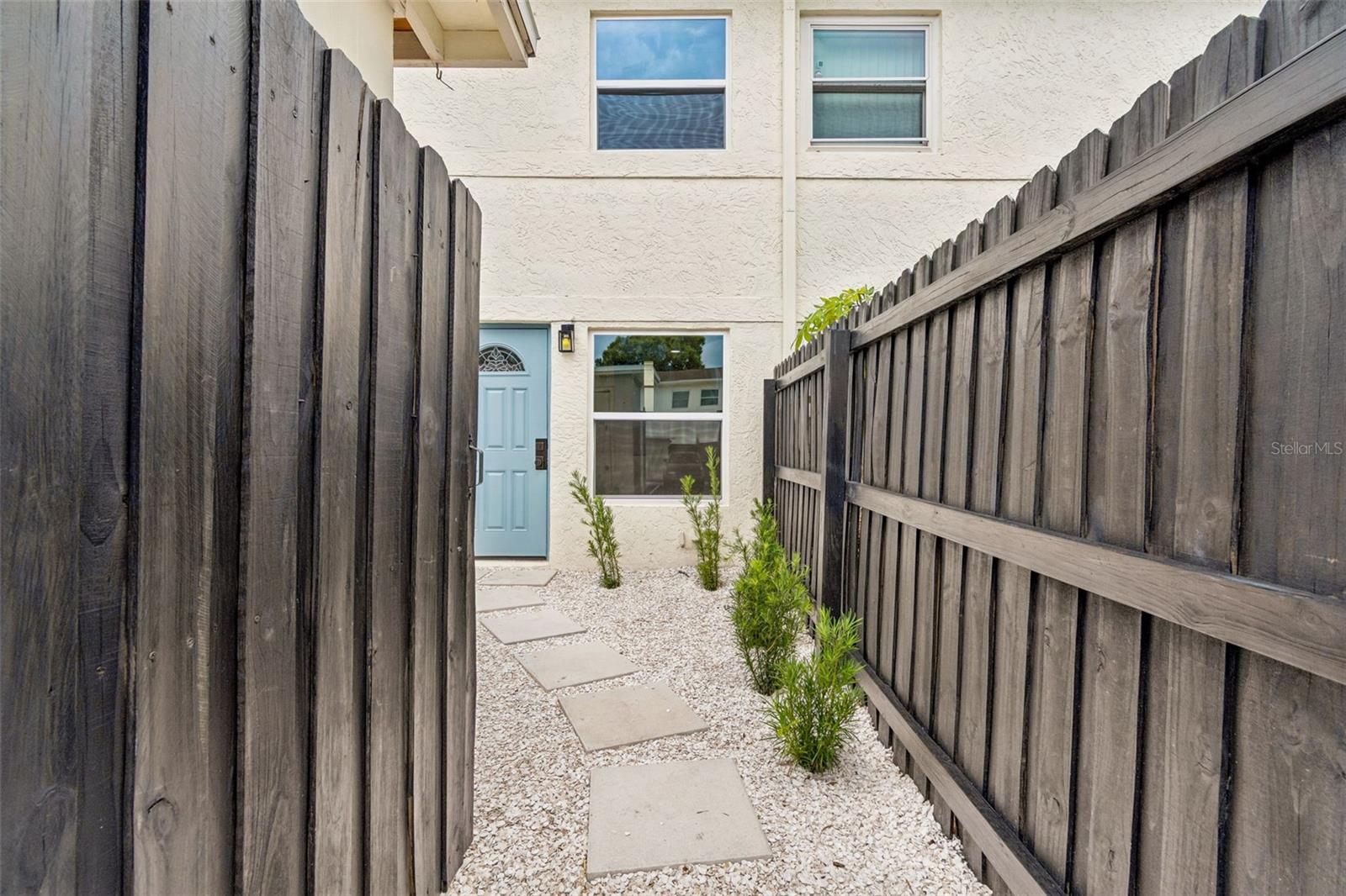 TAMPA VILLAS SOUTH UNIT 2 - Residential
