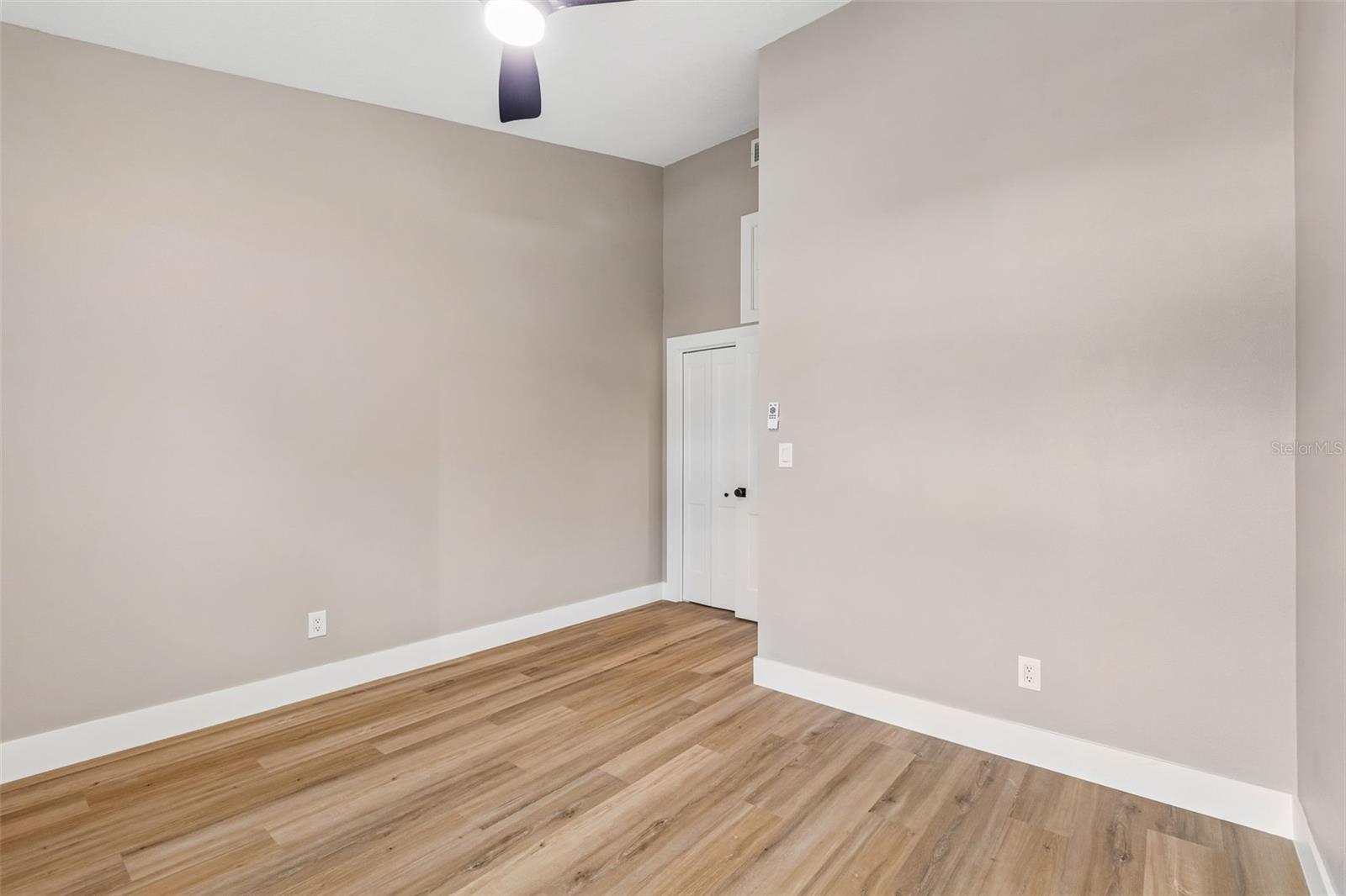 TAMPA VILLAS SOUTH UNIT 2 - Residential