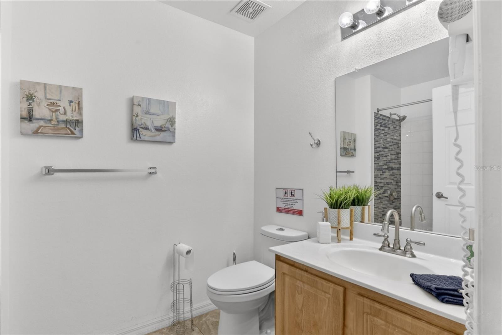 VENETIAN BAY VILLAGE CONDO PH 1 - Residential Lease