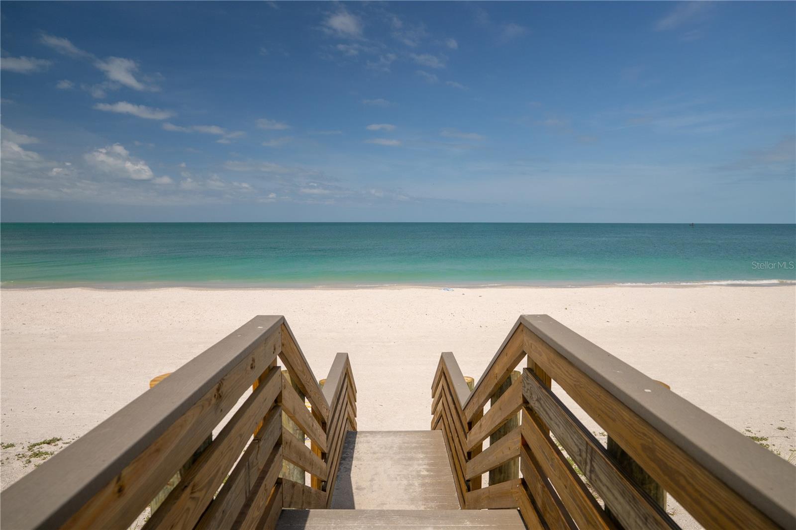 BEACH HOUSE OF PASS-A-GRILLE - Residential
