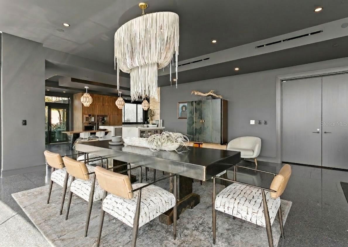 THE SANCTUARY AT ALEXANDRA PLACE - Residential