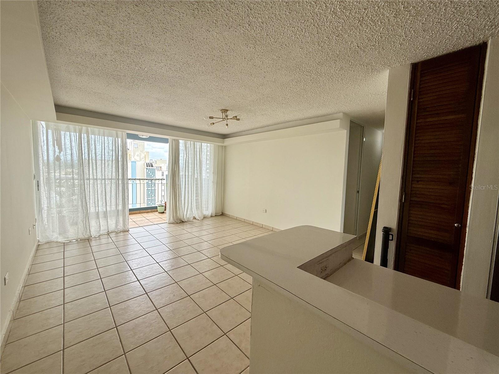 COND. PUERTA REAL - Residential Lease