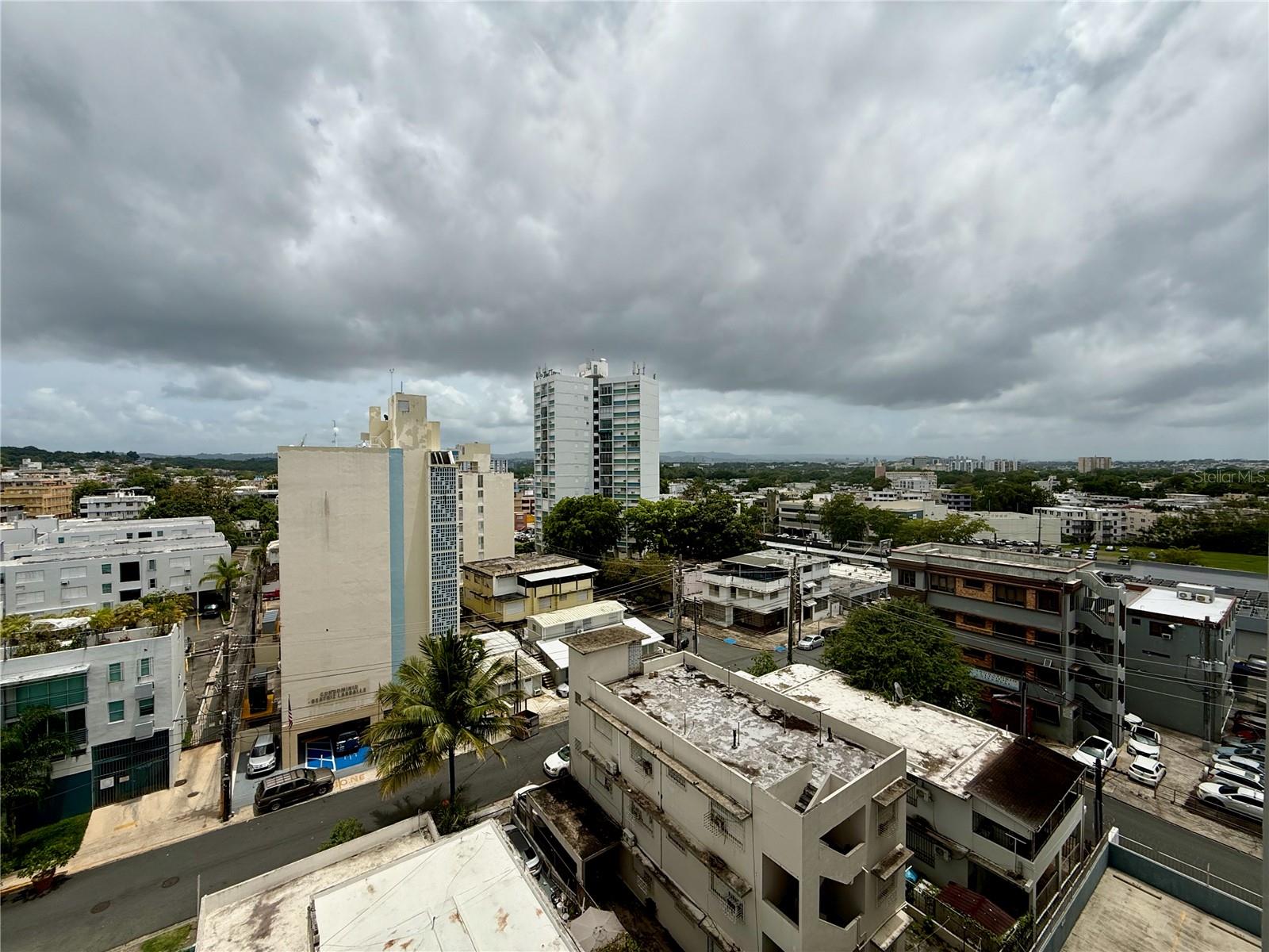 COND. PUERTA REAL - Residential Lease