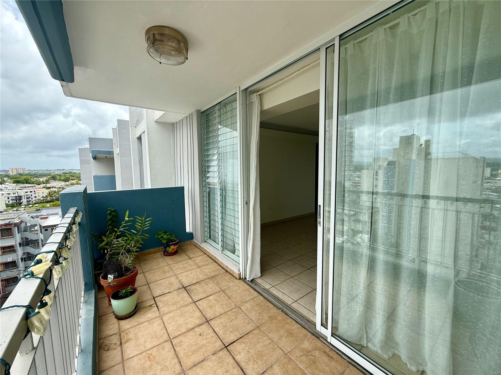 COND. PUERTA REAL - Residential Lease