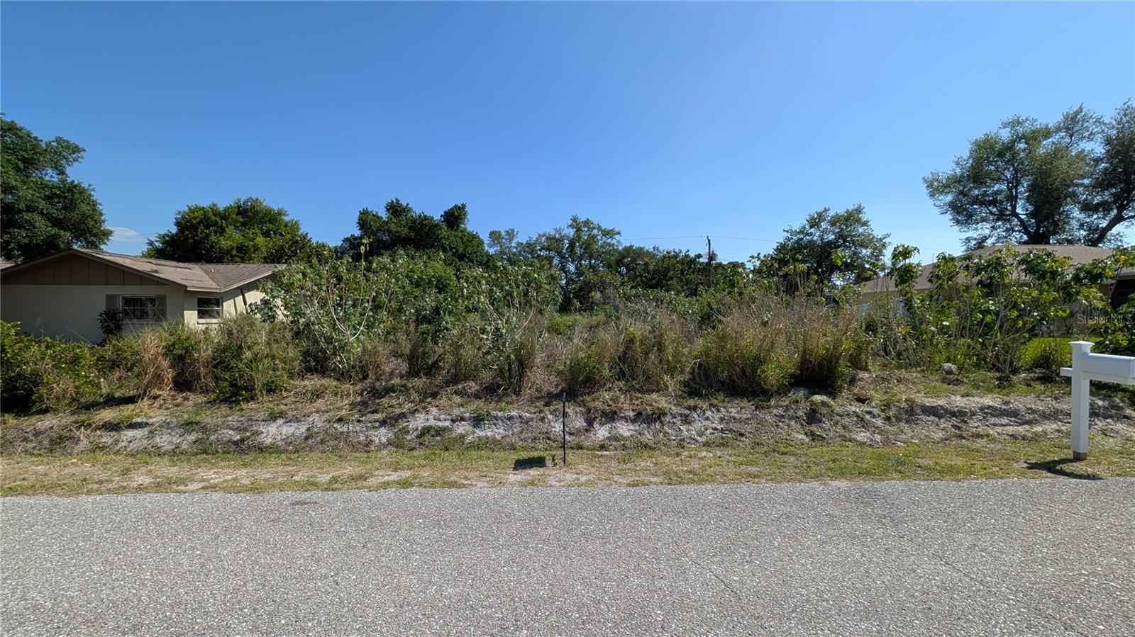 SOUTH VENICE - Land