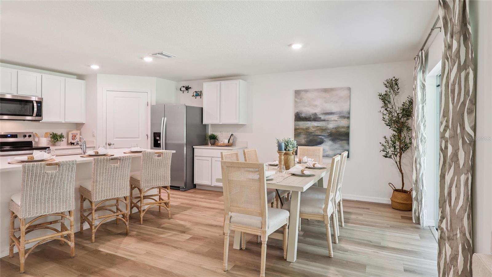 OAKS PRESERVE - Residential