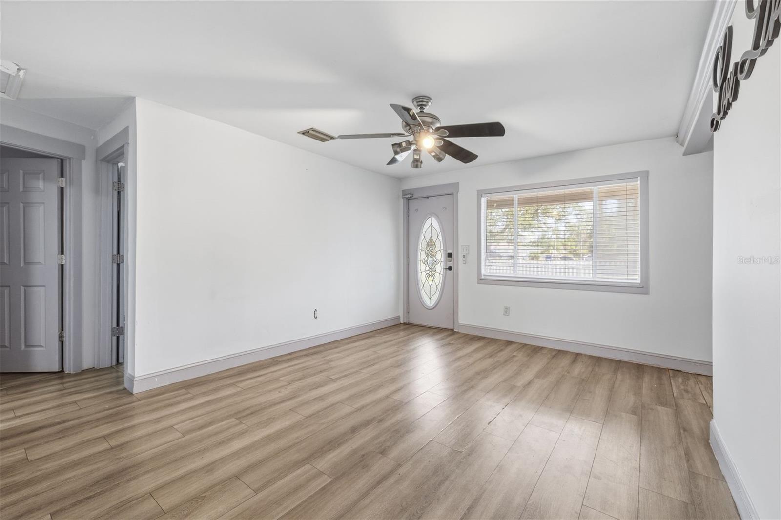 LAUREL TERRACE - Residential Income