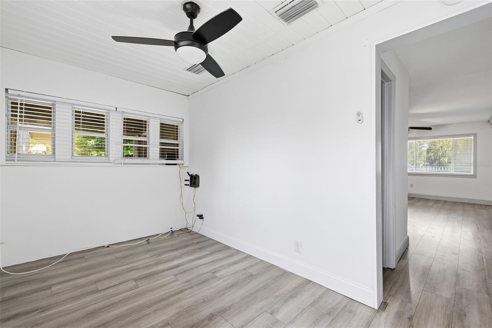 LAUREL TERRACE - Residential Income