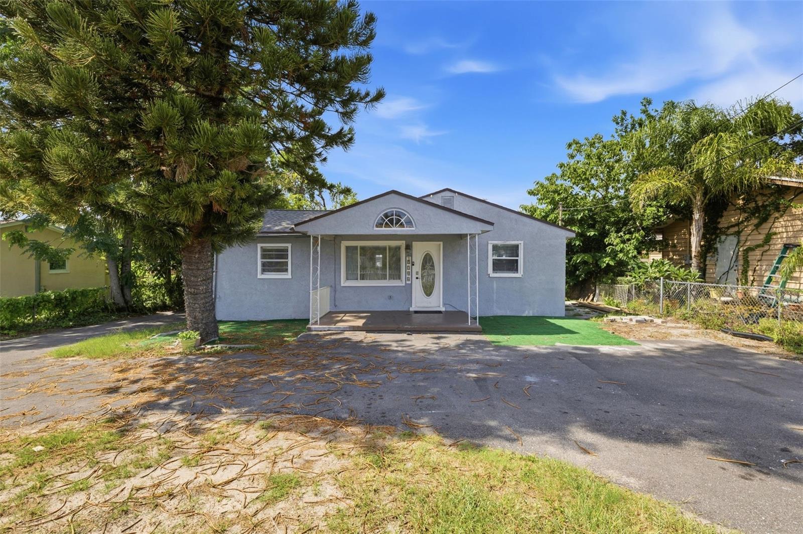 LAUREL TERRACE - Residential Income